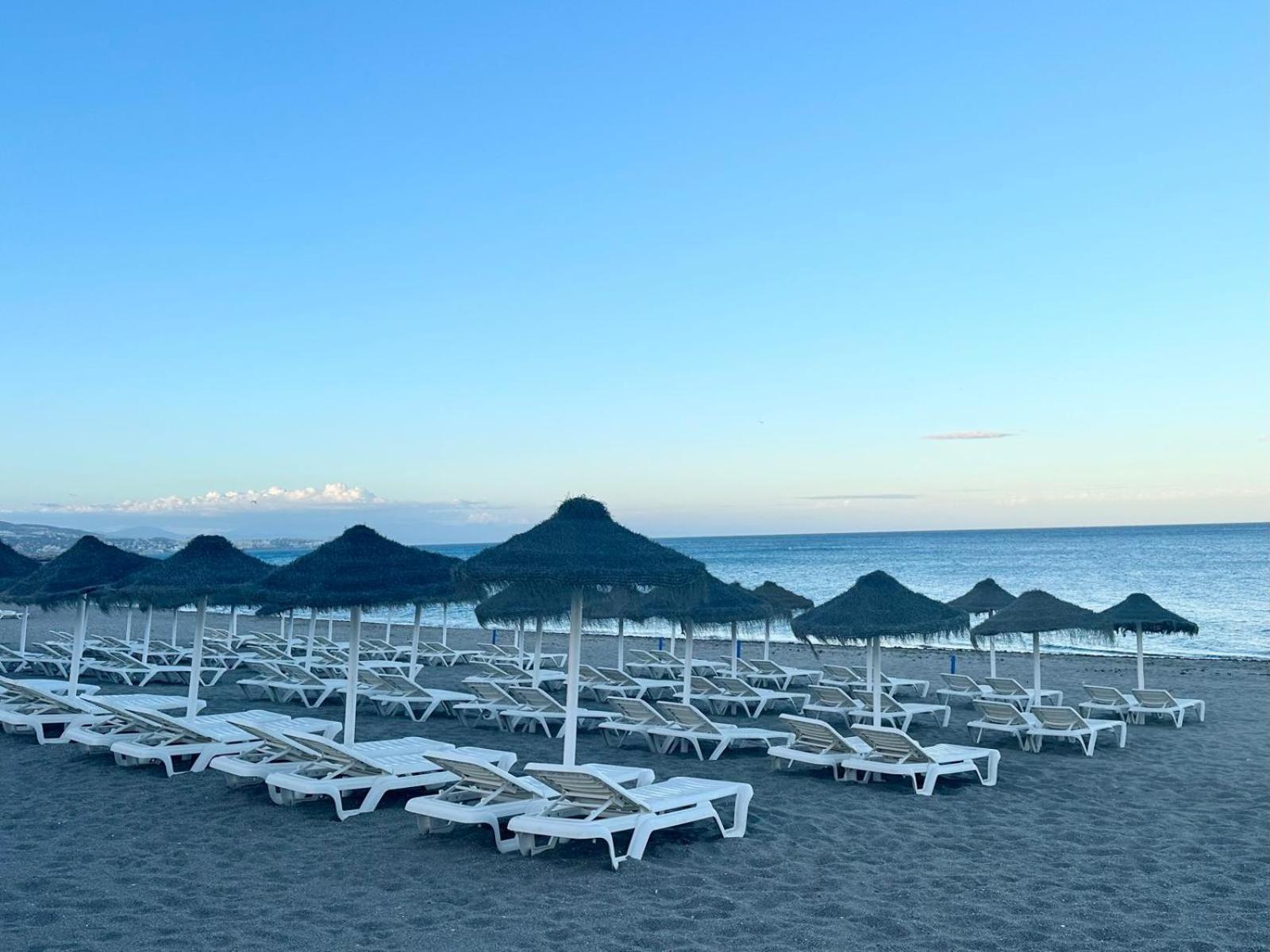 Costa Del Sol Seaside Studio - 5 Mins From Beach Fuengirola Exterior photo